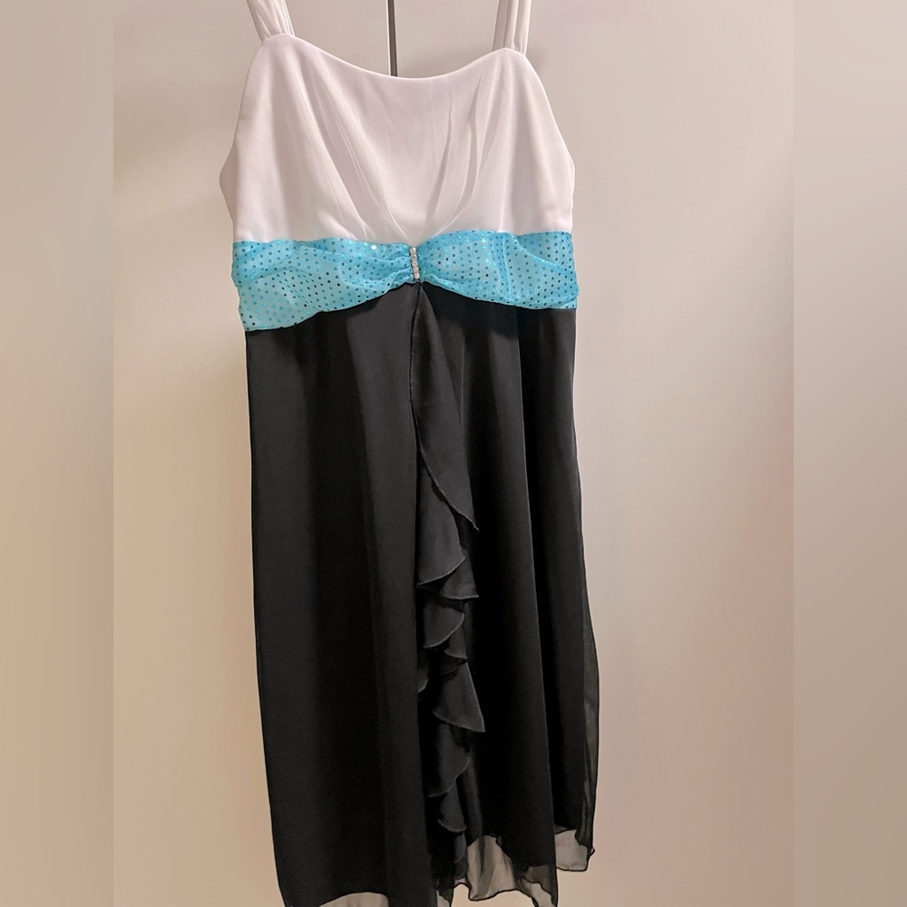 Girl’s Dress